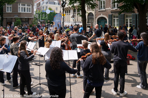 Blick über das Orchester hinein in die Altstadt von Maastricht.